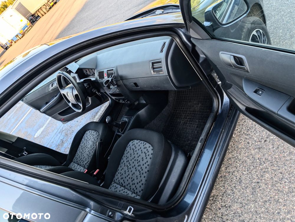Skoda Fabia 1.4 16V Style Edition - 11
