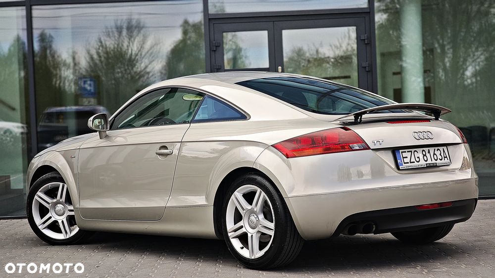 Audi TT Coupé - 16