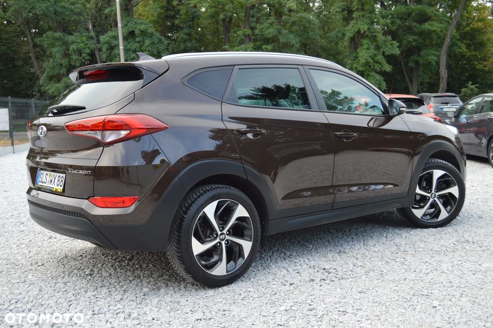 Hyundai Tucson blue 1.7 CRDi 2WD Style - 26