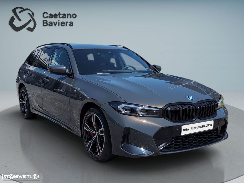 BMW 330 e Touring Pack Desportivo M Pro Auto - 10