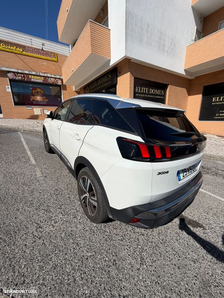 Peugeot 3008 1.5 BlueHDi Allure EAT8 - 4