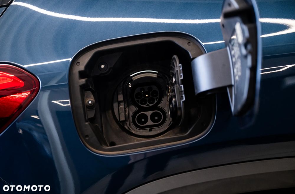 Mercedes-Benz EQA 250 66.5kWh Electric Art - 8