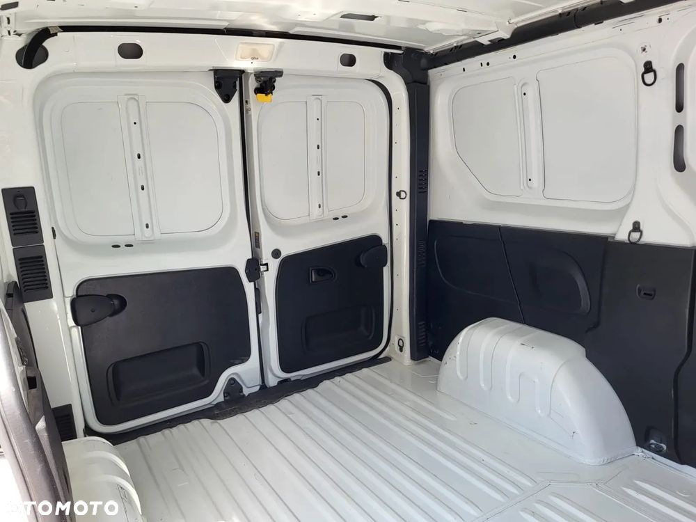 Renault TRAFIC - 21