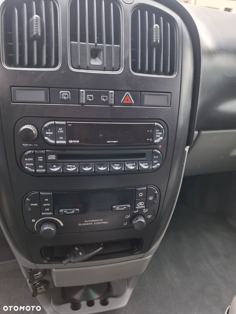 Chrysler Voyager 2.8 CRD Family - 14