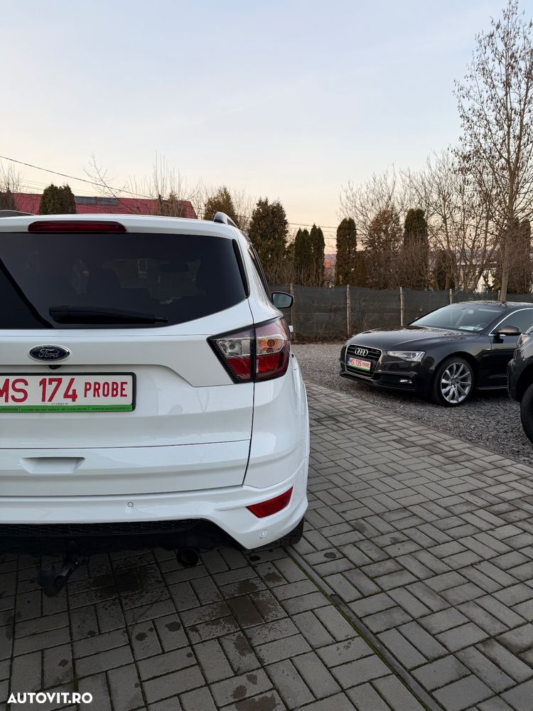 Ford Kuga 2.0 TDCi 4x4 Aut. ST-Line - 25