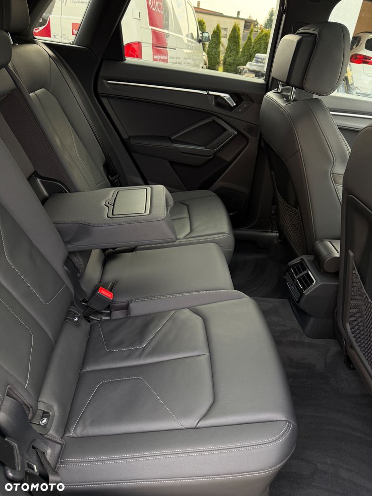 Audi Q3 45 TFSI Quattro S tronic S line - 38