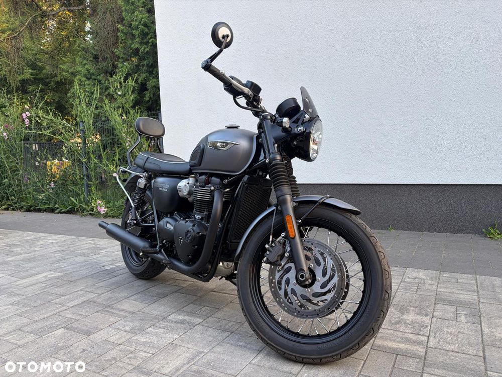 Triumph Bonneville - 8