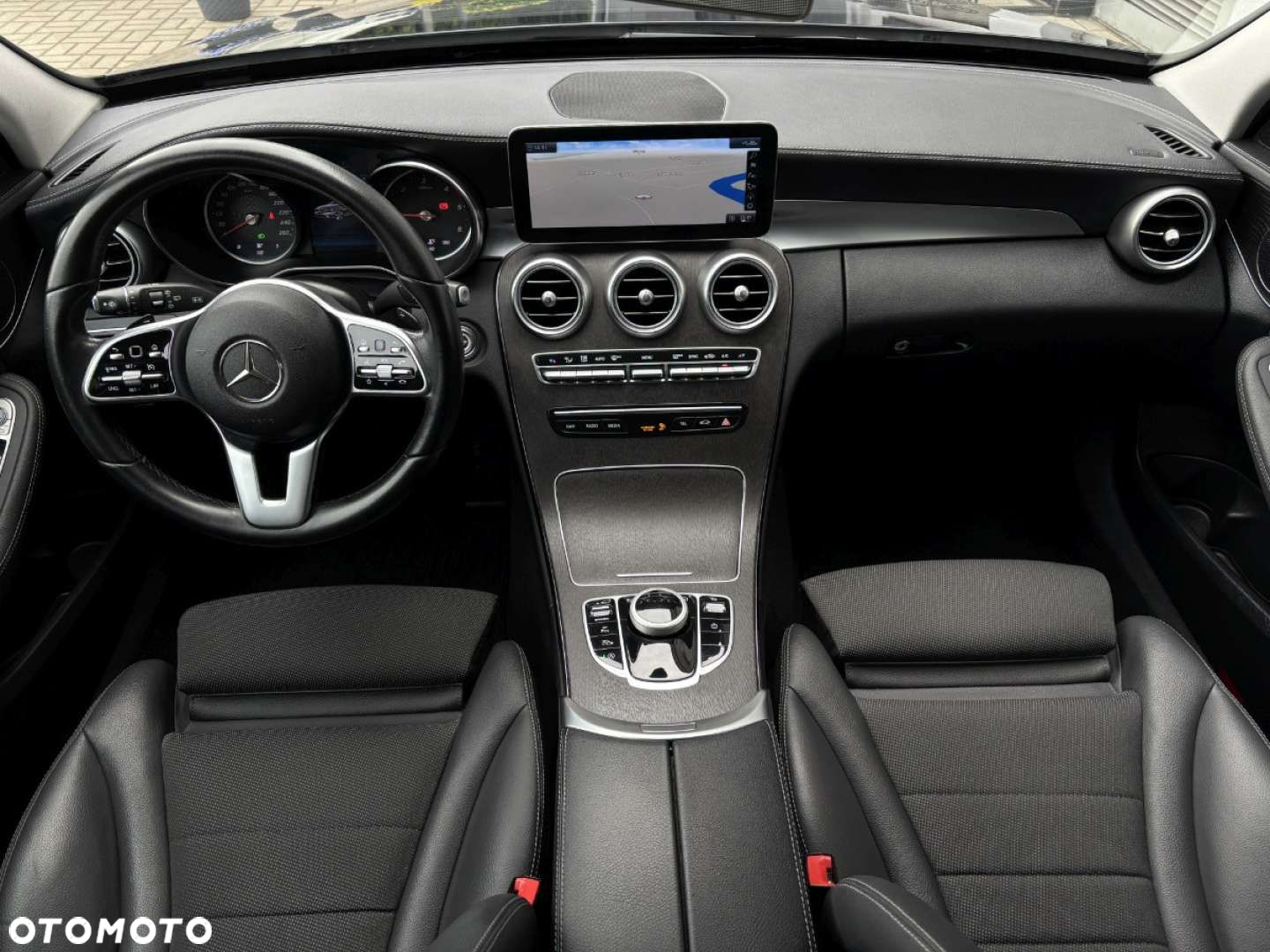Mercedes-Benz Klasa C 220 d T 9G-TRONIC Avantgarde - 8