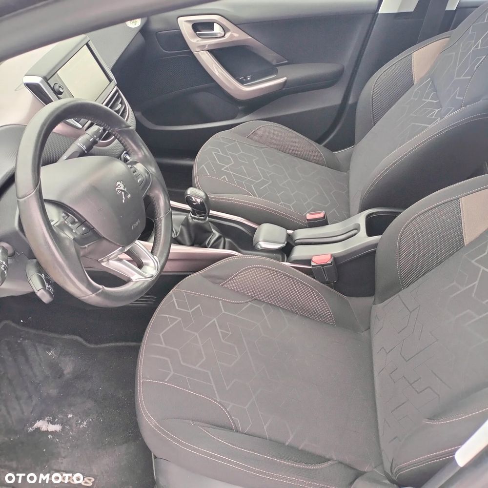 Peugeot 2008 1.2 VTi Allure - 15