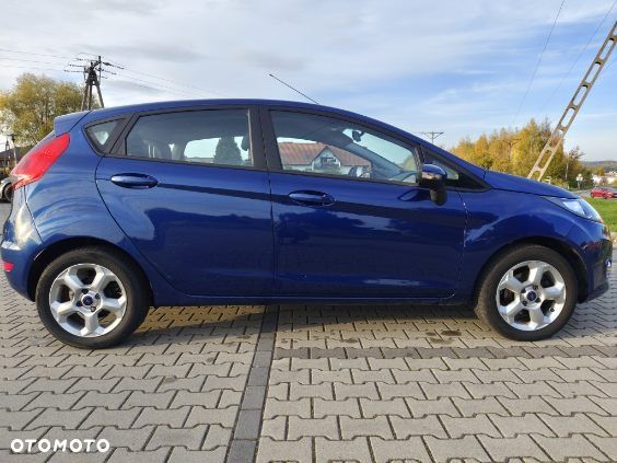 Ford Fiesta 2009 photo 4