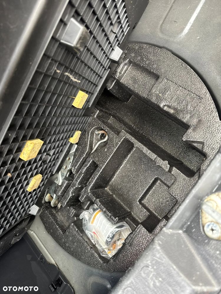 Suzuki Splash 1.0 Club - 22