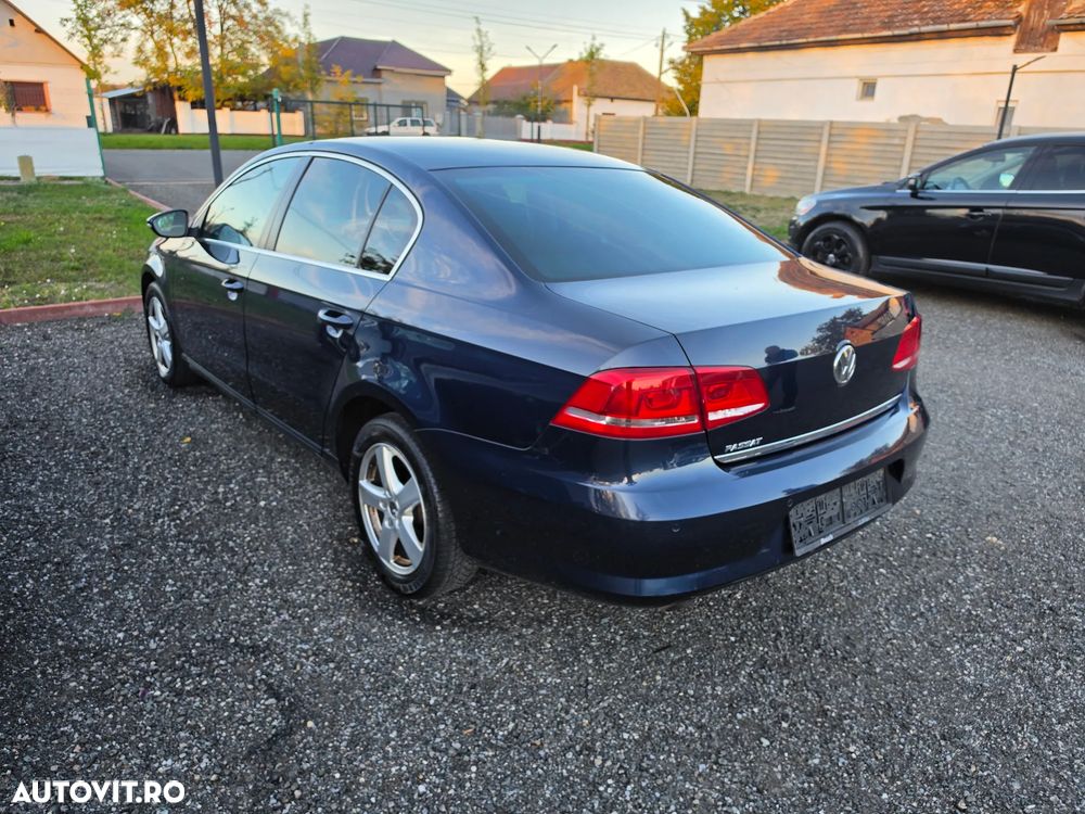 Volkswagen Passat - 3