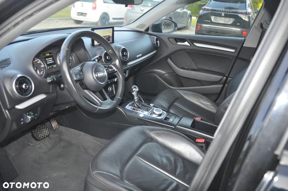 Audi A3 Sportback - 15