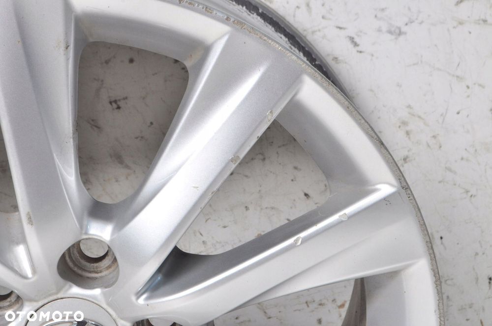 LEXUS IS FELGI ALUMINIOWE R17" 7.5J  5X114.3 ET52 KOMPLET - 3