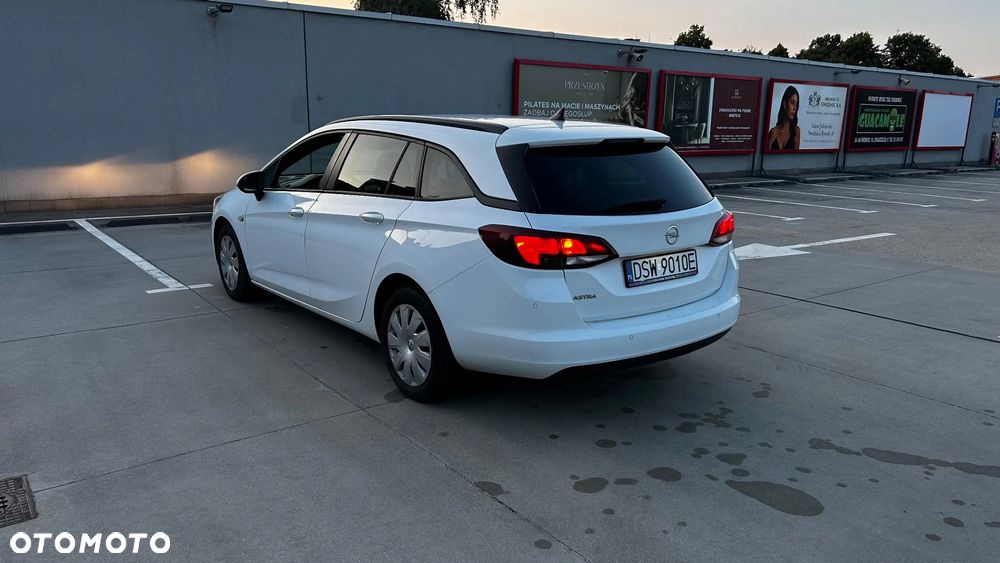 Opel Astra IV 1.6 CDTI Cosmo - 8