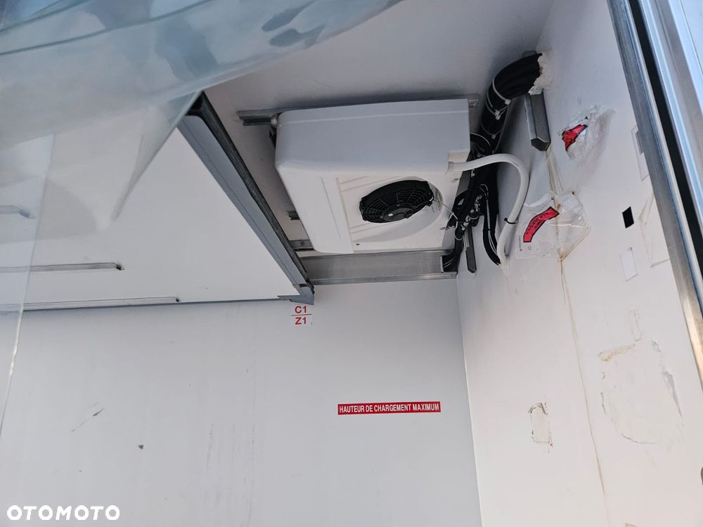 Renault Master Frigo chłodnia izoterma niskopodwoziowa - 5