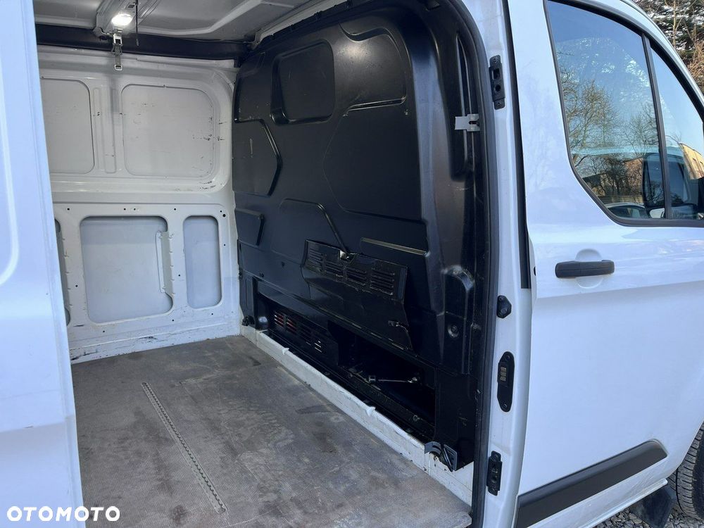 Ford Transit Custom - 17