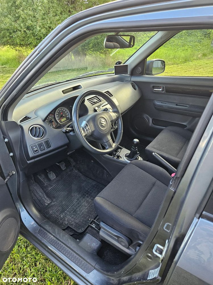 Suzuki Swift 1.3 4x4 Snow - 14