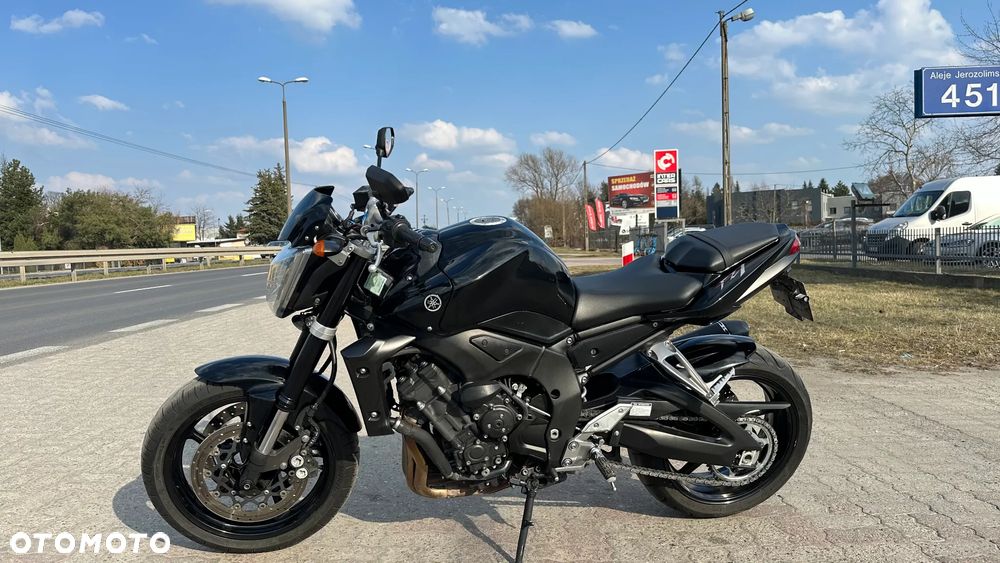 Yamaha FZ - 2