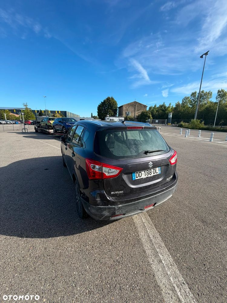 Suzuki SX4 - 1