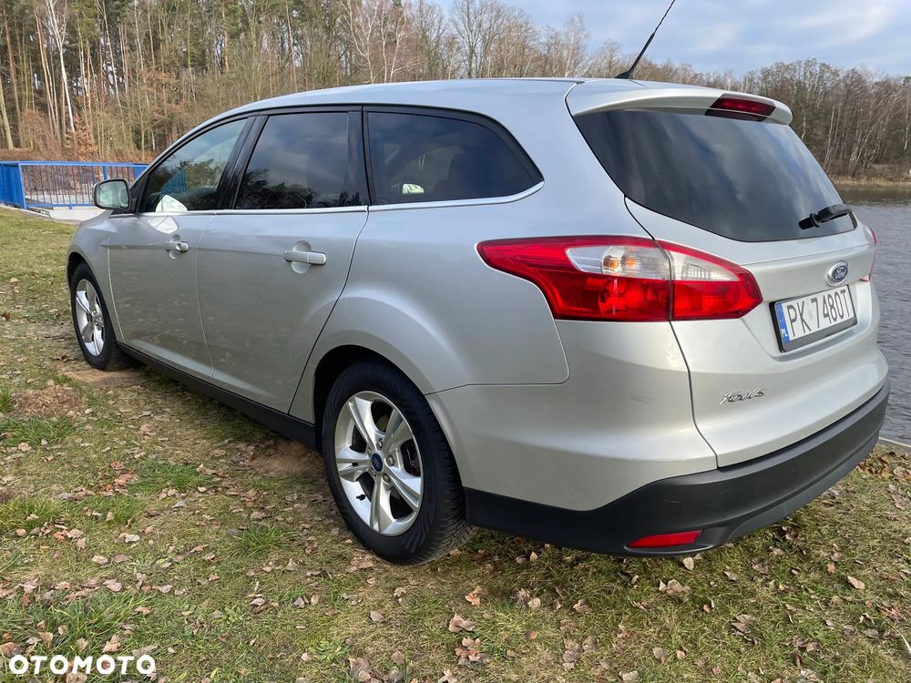 Ford Focus 1.6 Trend - 6