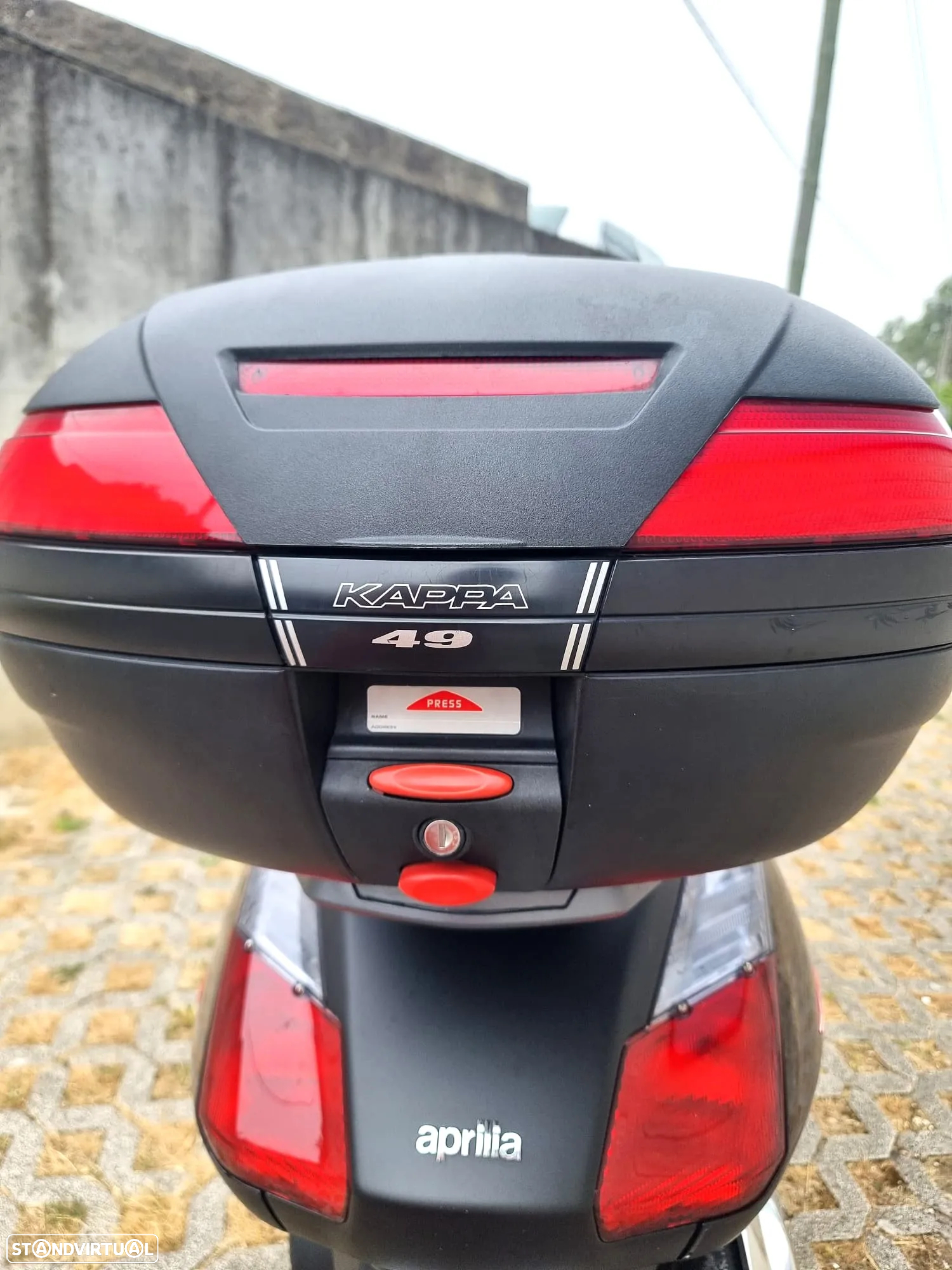 Aprilia Atlantic 300 - 5