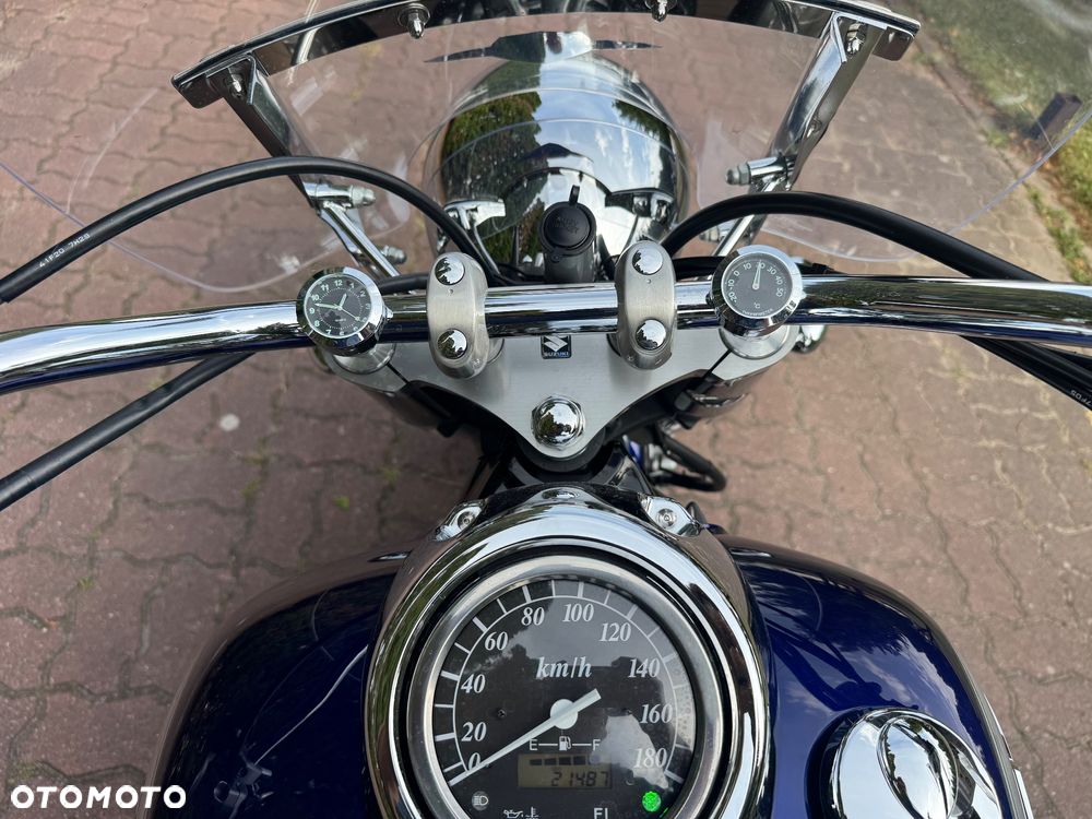 Suzuki VL 800 Volusia - Boulevard C50 - 22