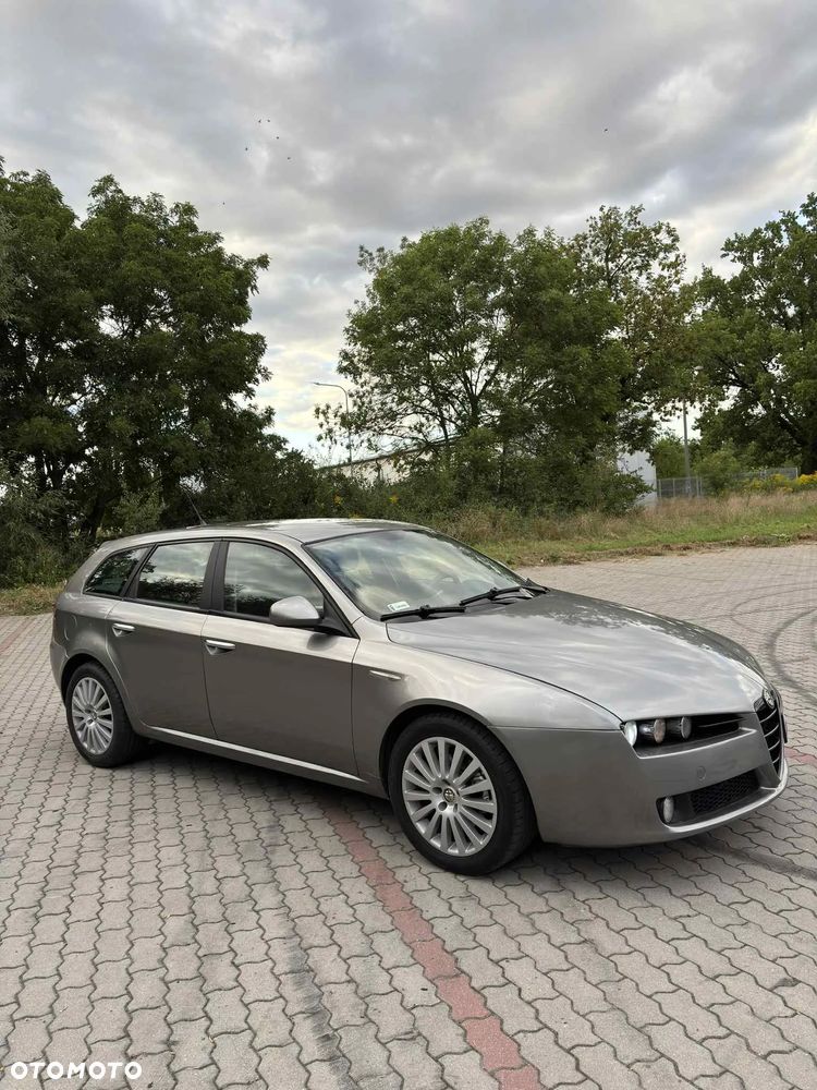 Alfa Romeo 159 Sportwagon - 1