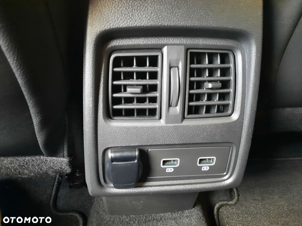 Renault Captur 1.3 TCe Intens EDC - 29