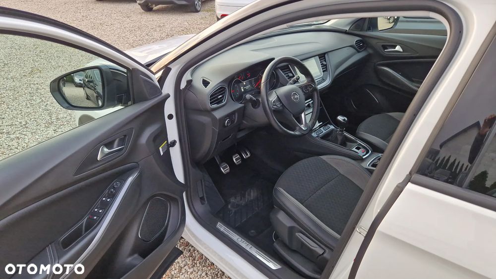 Opel Grandland X 1.2 Start/Stop Elegance - 8