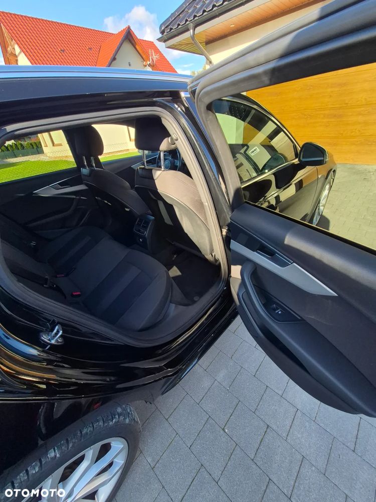 Audi A4 Avant 2.0 TDI Sport S tronic - 27