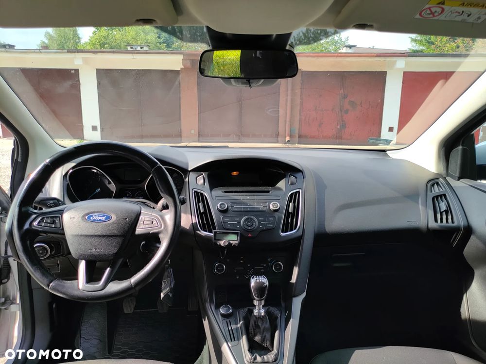 Ford Focus - 8