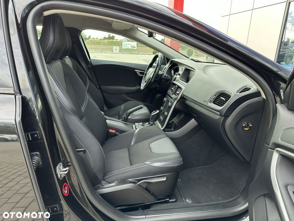 Volvo V40 D3 Geartronic Momentum - 14