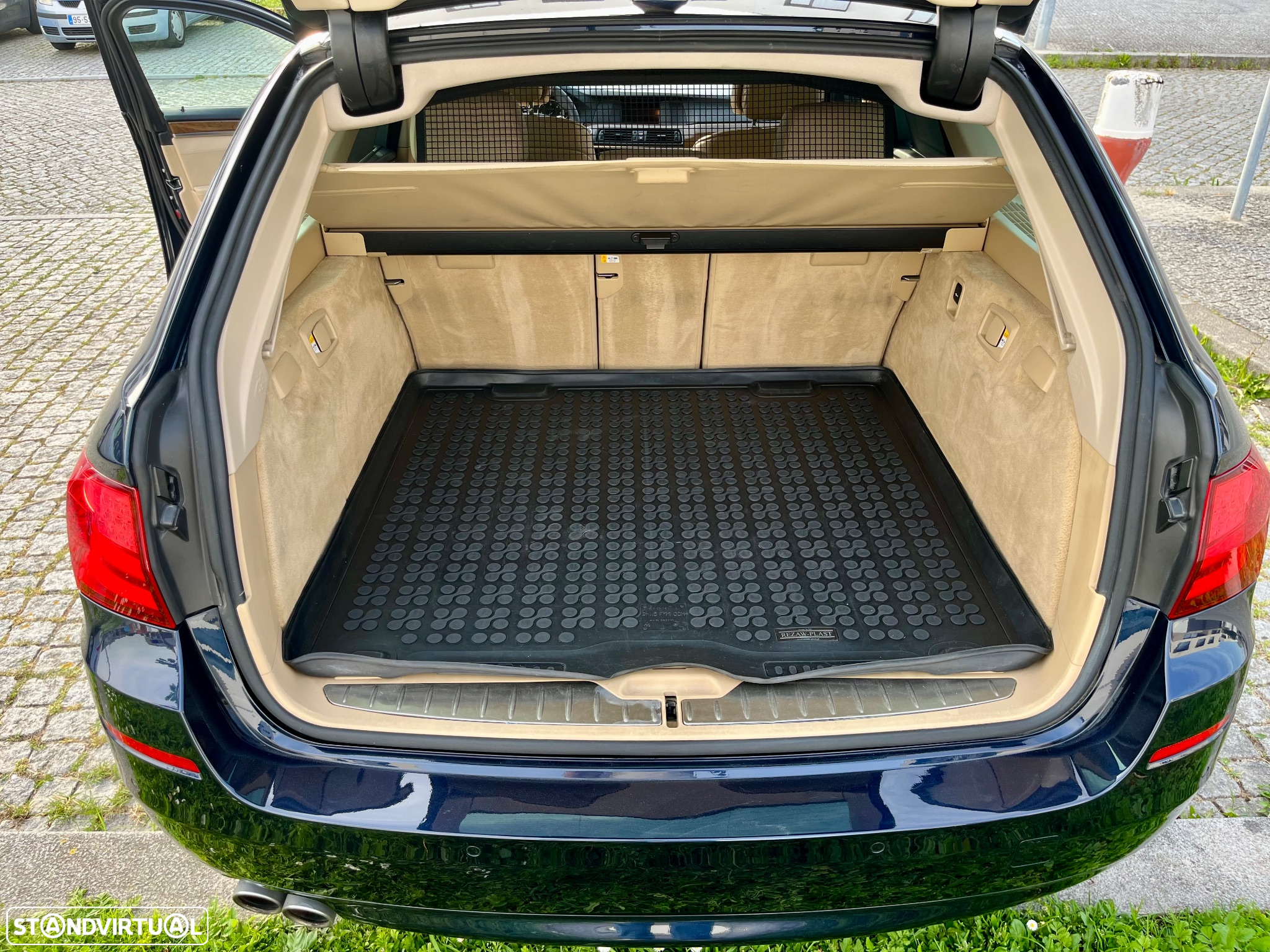 BMW 520 d Auto - 12