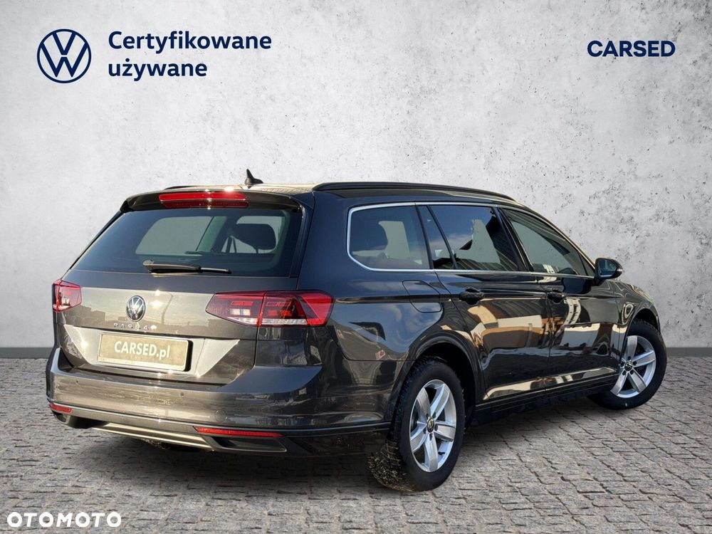 Volkswagen Passat - 7