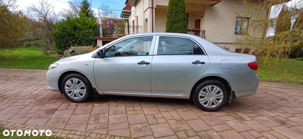 Toyota Corolla 1.6 VVT-i Premium Start - 22