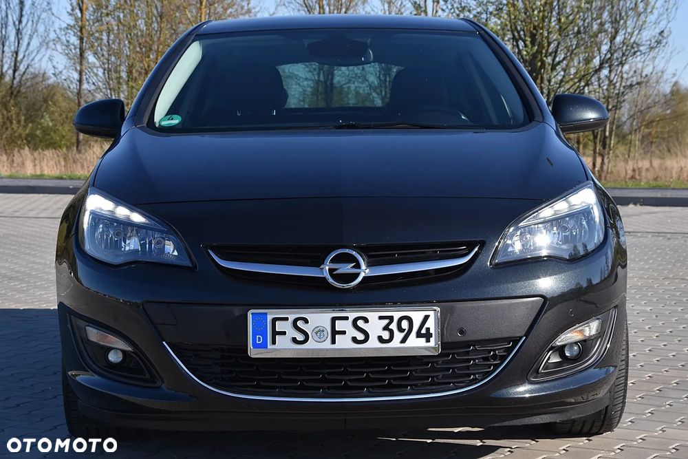Opel Astra 1.4 T Cosmo EU6 - 12