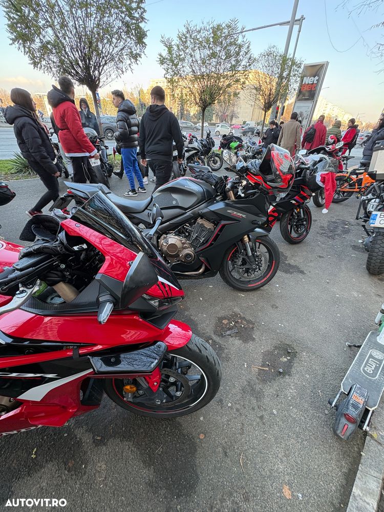 Honda CBR 650R - 12