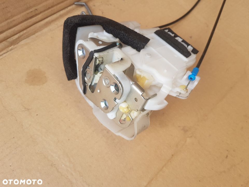 Subaru Outback IV BR zamek zatrzask centralny drzwi europa eu - 4