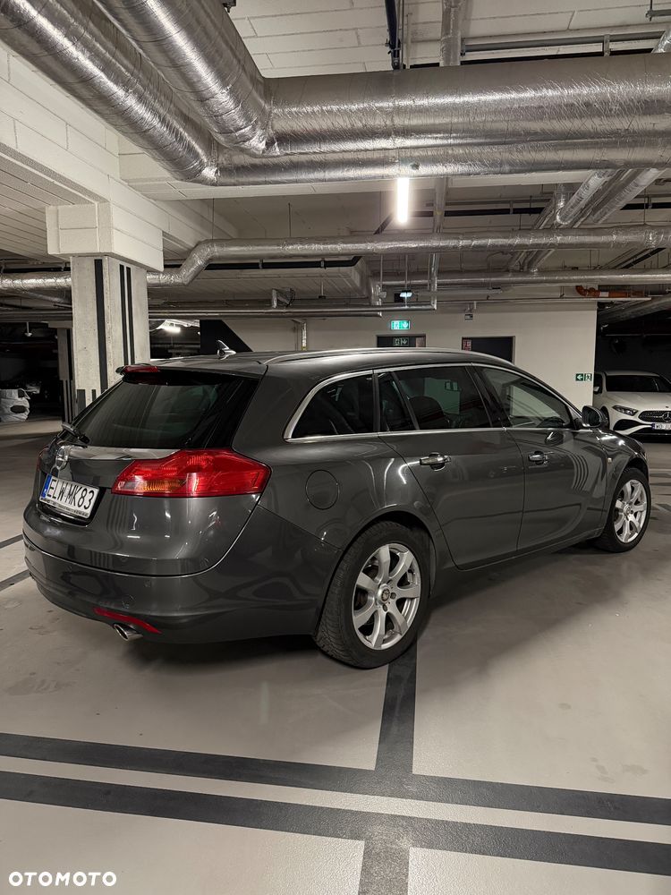 Opel Insignia 2.0 T Cosmo - 3