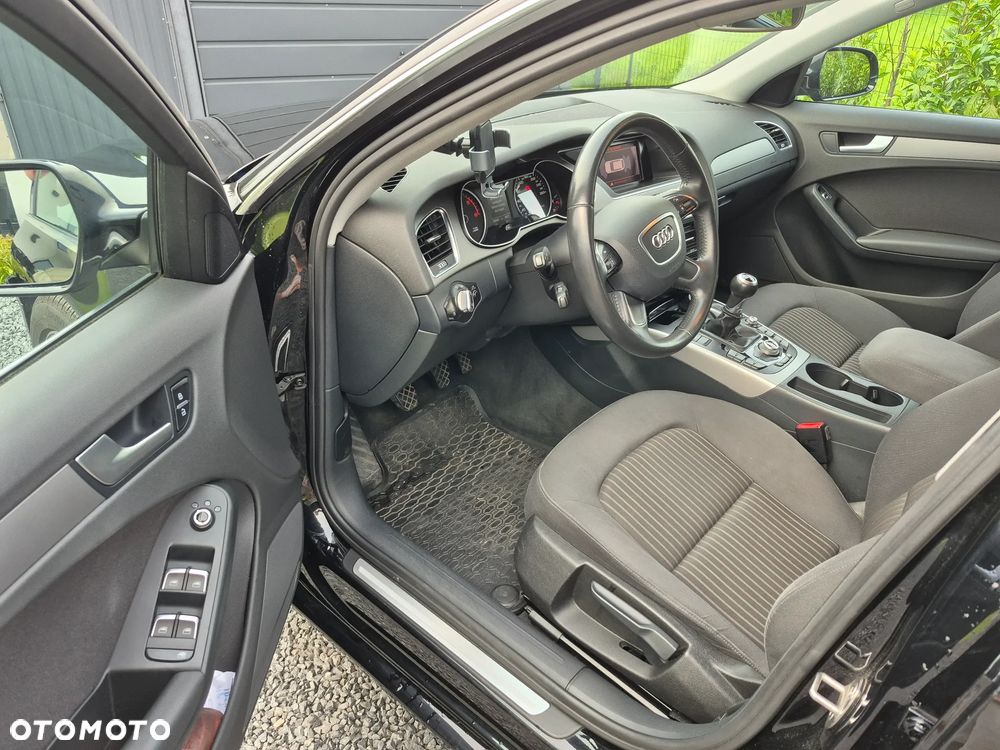 Audi A4 Avant 2.0 TDI DPF Attraction - 5