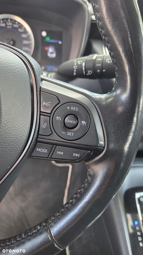 Toyota Corolla 1.8 Hybrid Business Edition - 20