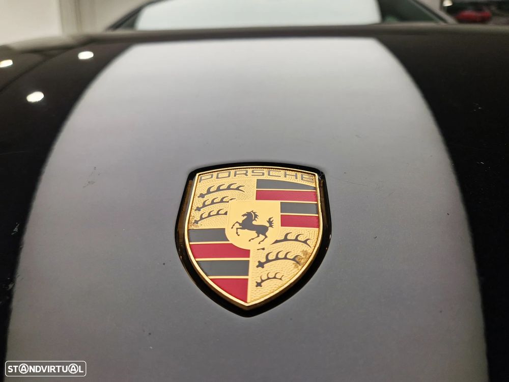 Porsche Cayenne Coupé E-Hybrid - 12