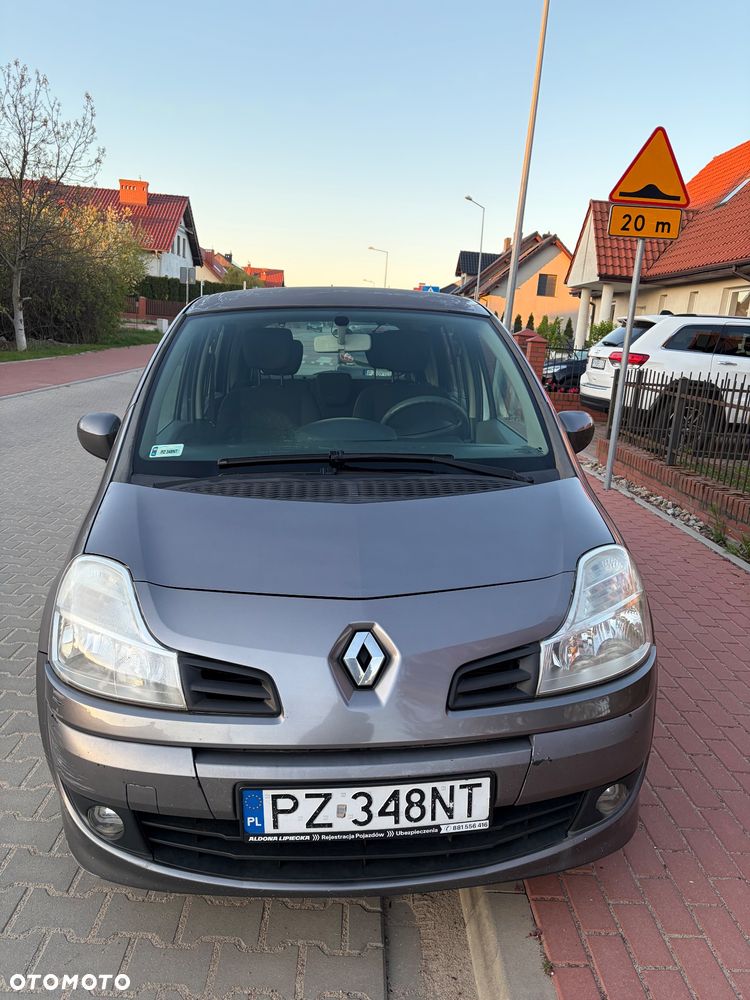 Renault Modus - 1