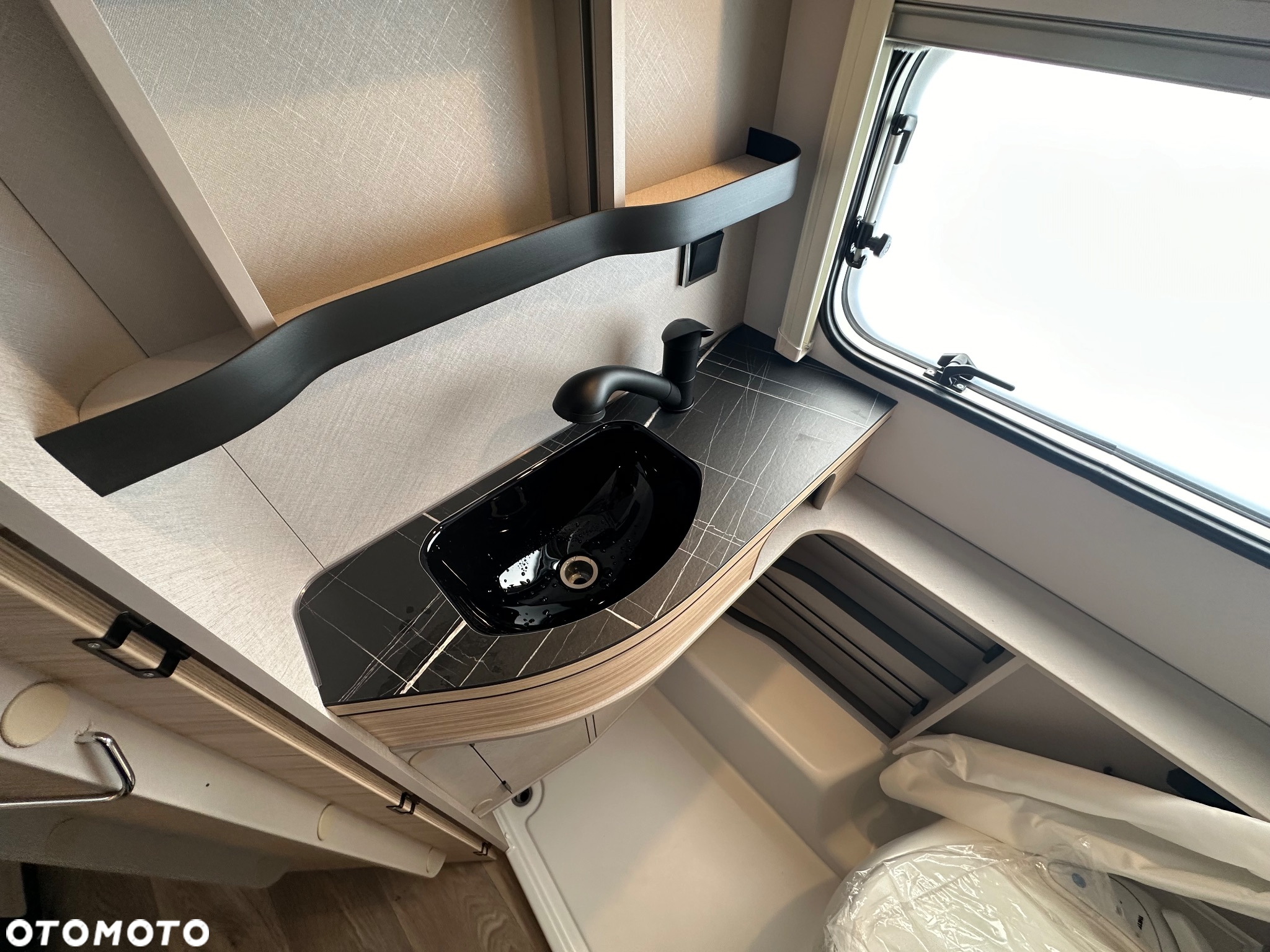 Hymer-Eriba Touring 530 Nugget Gold Edition - 19