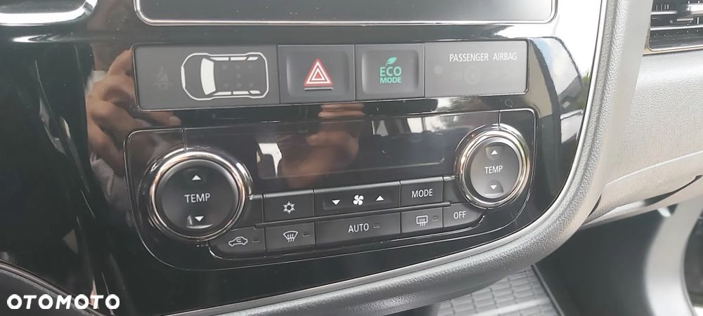 Mitsubishi Outlander - 19