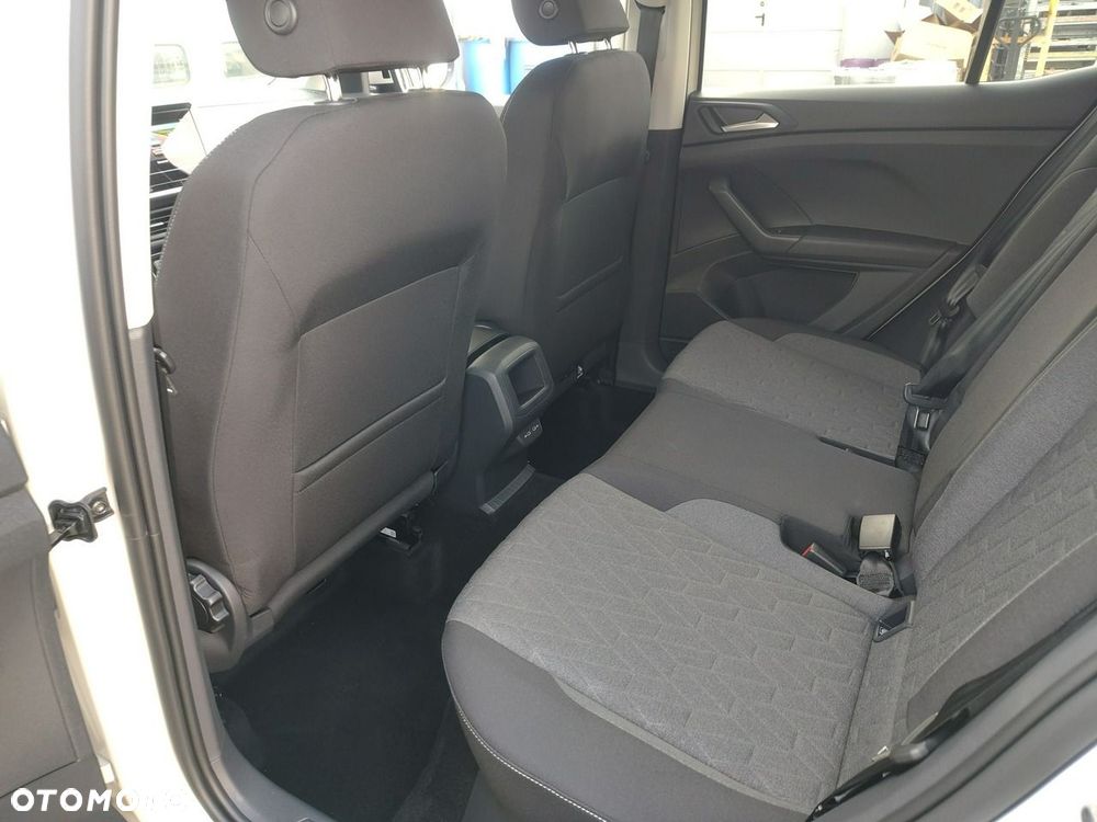 Volkswagen T-Cross - 10