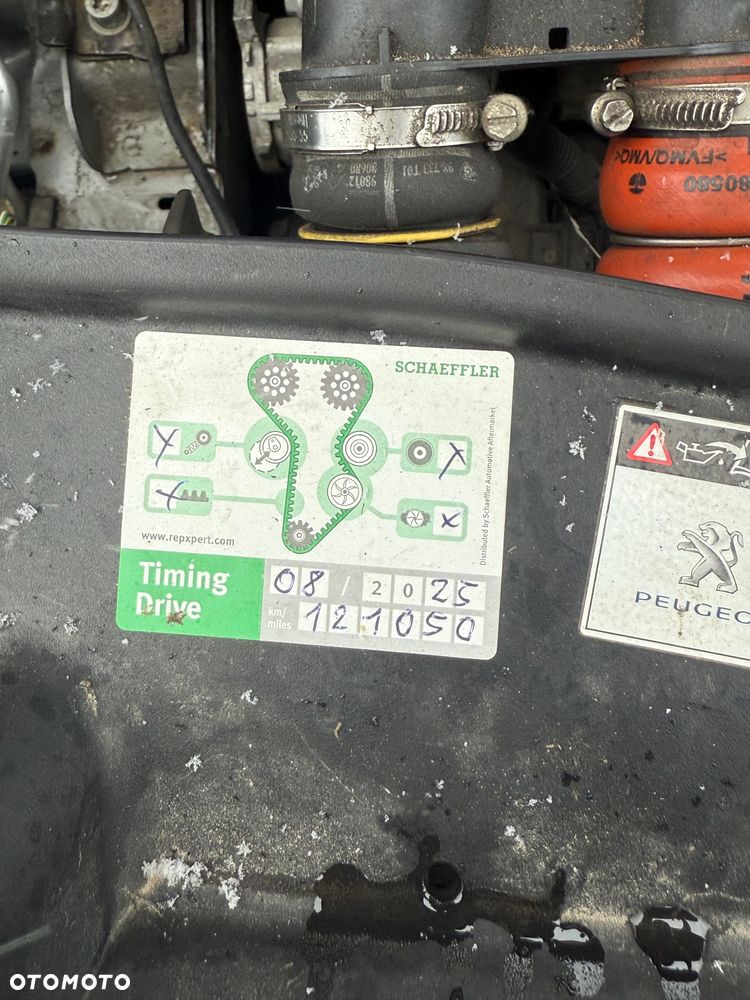 Peugeot 2008 BlueHDi 100 STOP & START Active - 3