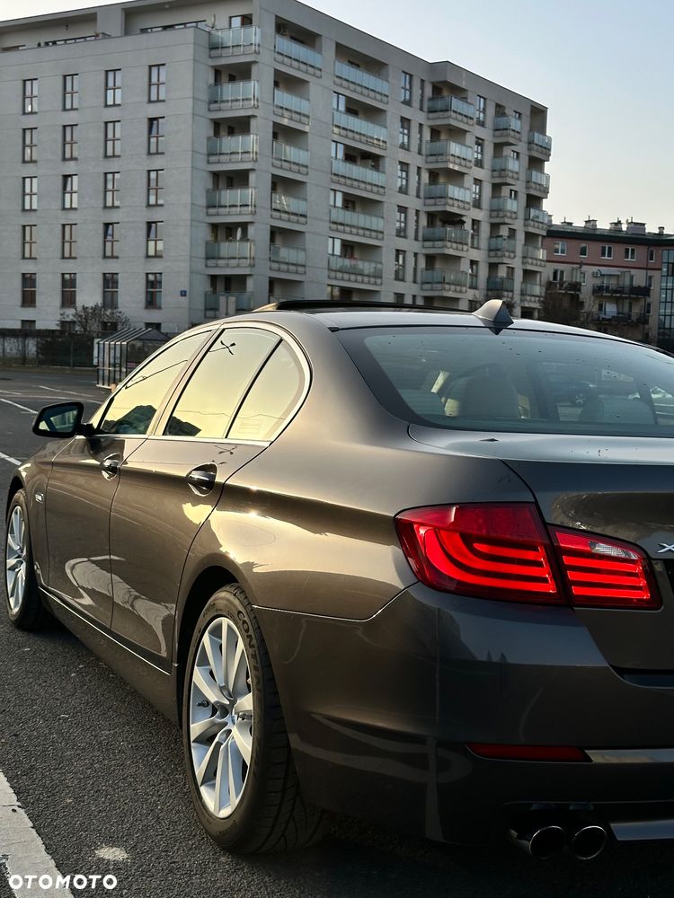 BMW Seria 5 528i xDrive Sport-Aut - 6