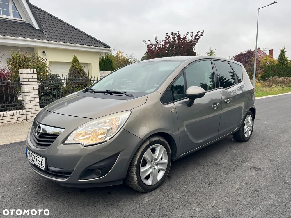 Opel Meriva 2011 photo 2